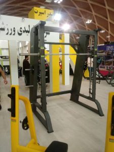 بهترین دستگاه‌های بدنسازی برای تقویت عضلات پایین‌تنه