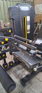 راهنمای خرید دستگاه بدنسازی برای تمرینات زانو در آپارتمان