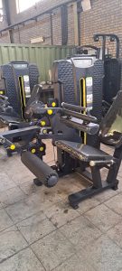 راهنمای خرید دستگاه بدنسازی برای تمرینات زانو در آپارتمان