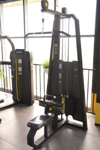 راهنمای خرید دستگاه بدنسازی برای تمرینات تنیس در خانه