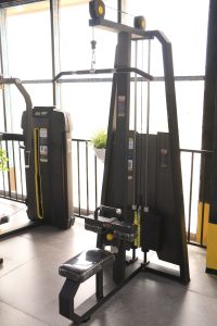 راهنمای خرید دستگاه بدنسازی برای تمرینات گلف در خانه